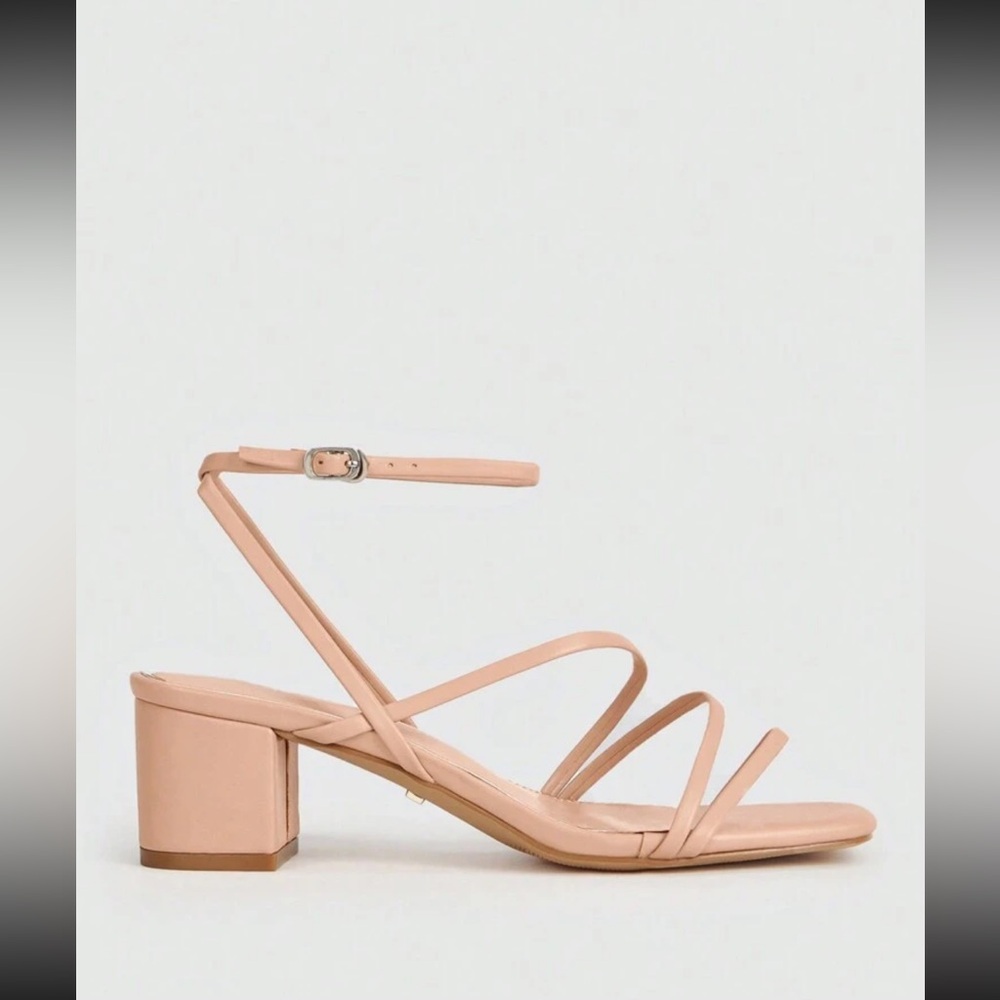 SHEIN BIZwear Women Minimalist Chunky Heeled